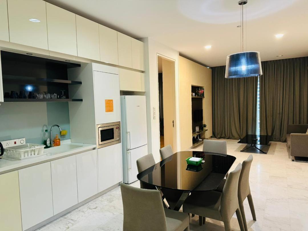 Platinum Kings Luxury